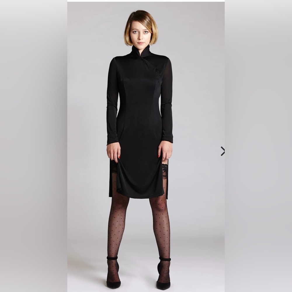 Mandarin Long sleeve Bond Girl Dress